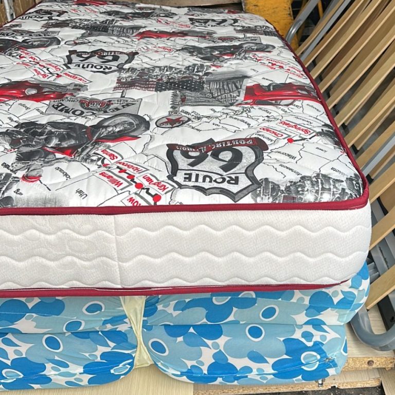 Recogida de colchones y somieres usados en Barcelona por LoTiramos.com